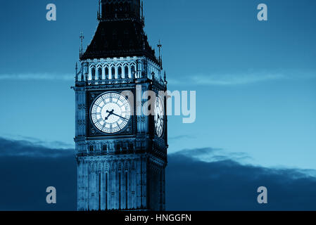 Gros plan de Big Ben à Londres en noir et blanc Banque D'Images