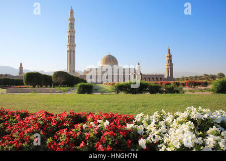 La Grande Mosquée Sultan Qaboos, à Mascate, dans le Sultanat d'Oman Banque D'Images