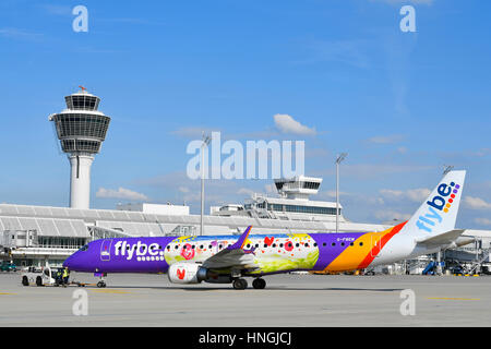 Fly Fly, être, flybe Embraer ERJ-195,,, spéciaux, avion, avion, Départ, vol, avion, MUC, EDDM, Aéroport Munich, Erding, 85399, Munich Banque D'Images