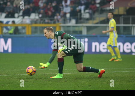 Turin, Italie. 12 Février, 2017. Joe Hart (Torino FC) au cours de la série d'un match de football entre Torino Fc et Pescara Calcio. Torino gagne 5-3 sur Pescara. Credit : Massimiliano Ferraro/Pacific Press/Alamy Live News Banque D'Images