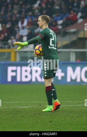 Turin, Italie. 12 Février, 2017. Joe Hart (Torino FC) au cours de la série d'un match de football entre Torino Fc et Pescara Calcio. Torino gagne 5-3 sur Pescara. Credit : Massimiliano Ferraro/Pacific Press/Alamy Live News Banque D'Images