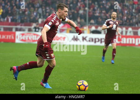 Turin, Italie. 12 Février, 2017. Andrea Belotti (Torino FC) en action au cours de la série d'un match de football entre Torino Fc et Pescara Calcio. Torino gagne 5-3 sur Pescara. Credit : Massimiliano Ferraro/Pacific Press/Alamy Live News Banque D'Images