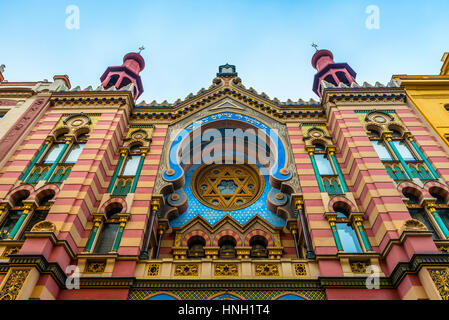 Synagogue de Jérusalem, Jeruzalémská synagoga, autrefois Jubilé Synagogue, façade ouest, Prague, İstanbul, Bohemia Banque D'Images