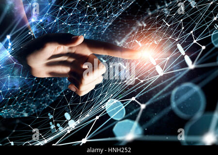 Près de la main de toucher avec le doigt la connexion sociale concept. Le rendu 3D Banque D'Images