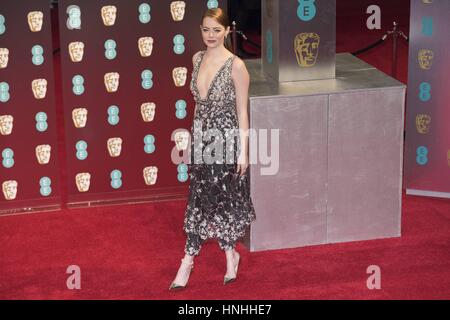 Londres, Royaume-Uni. 12 Février, 2017. Emma Stone assiste à l'EE British Academy Film Awards 2017 au Royal Albert Hall. London, England, UK Credit : dpa/Alamy Live News Banque D'Images
