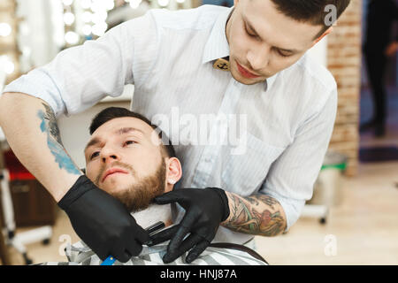 Salon de coiffure en forme de barbe pour homme Banque D'Images