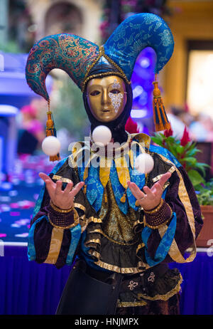 Interprète avec masque vénitien à l'expérience de carnaval festival dans l'hôtel Venetian de Las Vegas Banque D'Images