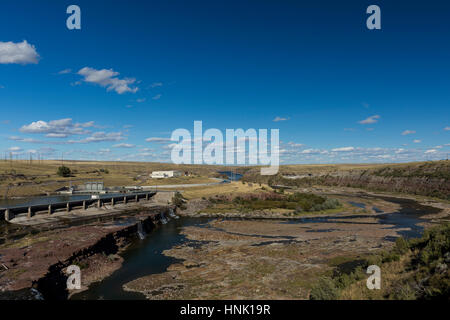 Ryan et le barrage Grand Falls du Missouri. Sept, 2016. Great Falls, Montana, USA Banque D'Images