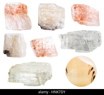 Collection de divers pierres minérales gypse isolé sur fond blanc Banque D'Images