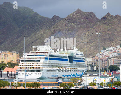 Bateau de croisière aida à Santa Cruz de Tenerife, Canaries, Espagne Banque D'Images