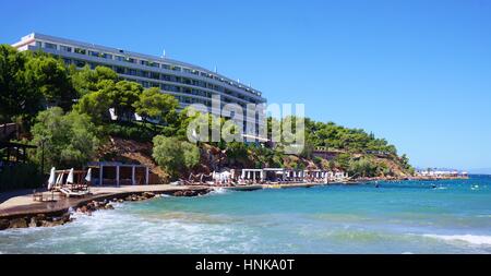 L'Astir Palace hotel complex (Westin et Arion), situé sur la péninsule Vouliagmeni haut de l'extérieur d'Athènes Banque D'Images