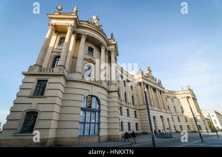 Faculté de droit / Juristische Fakultät / Alte Bibliothek, Berlin, Allemagne Banque D'Images