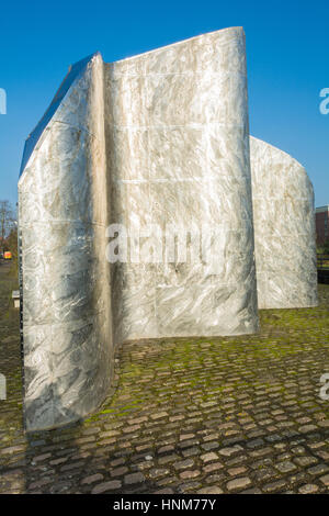 "La sculpture des liquidités à Ferry Point, Brentford, créé par Simon Packard Banque D'Images