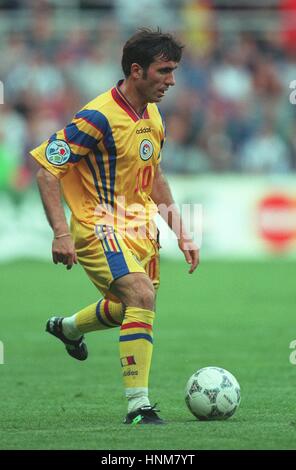 GHEORGHE HAGI ROUMANIE & FC BARCELONE 13 Juin 1996 Banque D'Images