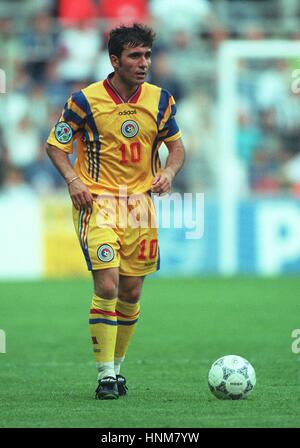 GHEORGHE HAGI ROUMANIE & FC BARCELONE 13 Juin 1996 Banque D'Images