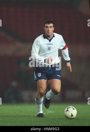 DAVID UNSWORTH ANGLETERRE U21 & Everton FC 22 Novembre 1995 Banque D'Images