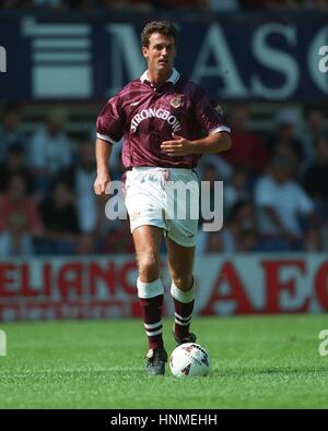 DAVID MCPHERSON COEUR DE MIDLOTHIAN FC 11 Août 1995 Banque D'Images