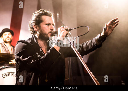 Milan, Italie. 14Th Feb 2017. Groupe de rock américain rival Sons en concert à Alcatraz au cours de la tournée pour leur dernier album "os creux" Crédit : Mairo Cinquetti/Alamy Live News Banque D'Images