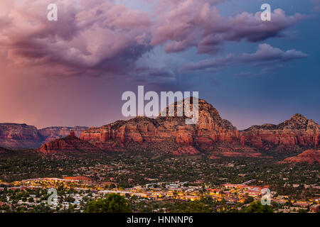 Coucher de soleil depuis l'aéroport Mesa à Sedona, Arizona Banque D'Images