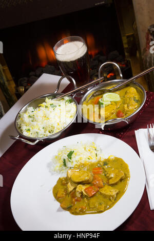 Un plat traditionnel indien de Jaipur le poulet au cari Banque D'Images