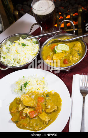 Un plat traditionnel indien de Jaipur le poulet au cari Banque D'Images