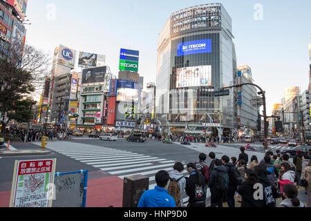 Tokyo , Japon. Croisement de Shibuya de jour Banque D'Images