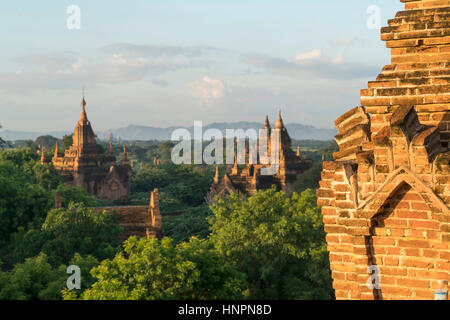 Tempel und Pagoden in der Ebene von Bagan, Myanmar, Asien | Plaines Bagan temples et pagodes, Bagan, Myanmar, en Asie Banque D'Images