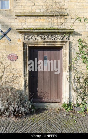 Bâtiments en pierre de Cotswold jolie dans le Gloucestershire ville de Moreton-in-Marsh dans les Cotswolds Banque D'Images