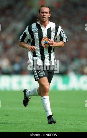 DARREN PEACOCK NEWCASTLE UNITED FC 13 Août 1996 Banque D'Images