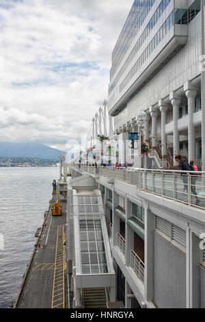 La Place du Canada est un bâtiment situé sur le front de l'Inlet Burrard Vancouver (Colombie-Britannique). C'est la maison du Vancouver Convention Centre, Banque D'Images