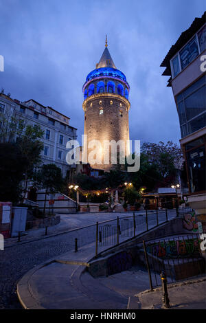 ISTANBUL, TURQUIE - 17 NOVEMBRE 2015 : la tour de Galata, Shutterstock ID 344112125 Banque D'Images