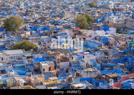 Jodhpur, la Ville Bleue vu de Fort Mehrangarh, Rajasthan, Inde Banque D'Images