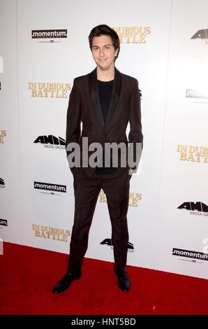 Los Angeles, Californie, USA. Feb 15, 2017. Au niveau des arrivées pour Nat Wolff DANS PREMIERE BATAILLE douteuse, Arclight Hollywood, Los Angeles, CA, 15 février 2017. Credit : Priscilla Grant/Everett Collection/Alamy Live News Banque D'Images