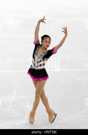 Li he Xiangning de la concurrence de la Chine dans le programme court dames pendant ISU Four Continents Figure Skating Championships événement test pour les Jeux Olympiques d'hiver de PyeongChang 2018 à Gangneung Ice Arena le 16 février 2017 à Gangneung, en Corée du Sud. L'événement se déroule un an avant le début de la 2018 Jeux Olympiques d'hiver de PyeongChang. (Jeon Han/Koreanet Planetpix via) Banque D'Images