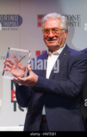 Turin, Italie. Feb 15, 2017. Designer automobile italien Giorgetto Giugiaro reçoit des bourses de carrière au Musée de l'Automobile de Turin Crédit : Marco Destefanis/Pacific Press/Alamy Live News Banque D'Images