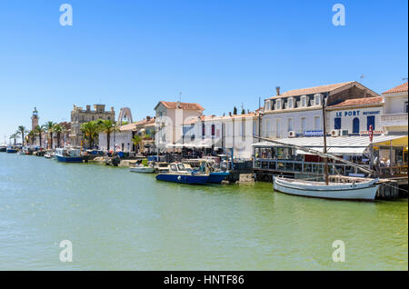 Le Grau-du-Roi canal quay waterfront dans la station balnéaire du Grau-du-Roi, Gard, France Banque D'Images