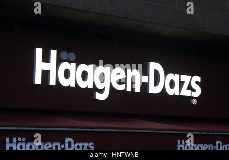 Haagen Dazs. Haagen Dazs est une glace marque créée par Reuben Mattus Rose et à New York en 1961. Banque D'Images