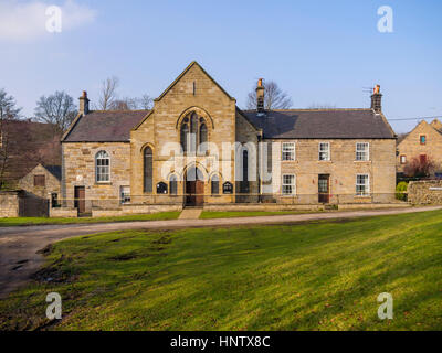 Église méthodiste à Danby Yorkshire du Nord érigé 1811 reconstruite 1901 et le Victoria Jubilee School Banque D'Images