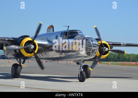 Début de l'exemple de North American B-25 Mitchell bomber de WW2 Banque D'Images