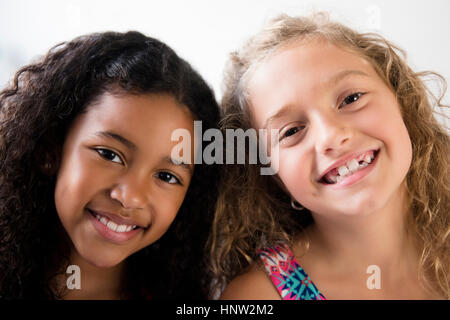 Portrait of smiling girls Banque D'Images