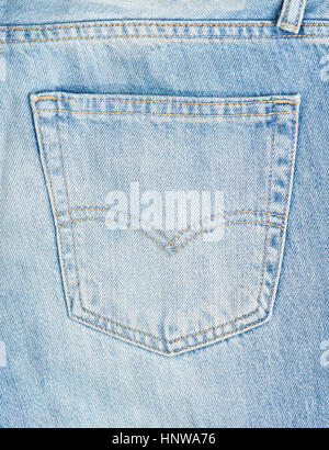 Retour vide poche de jean bleu clair de près. Poche de jean de macro Banque D'Images
