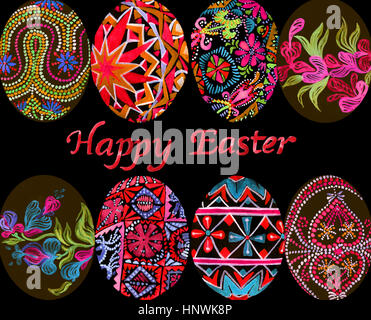 Les œufs de Pâques avec la peinture traditionnelle (peinture, styles d'Europe de l'est ukrainien), notamment des motifs de conception de cartes 'Joyeuses Pâques' aquarelle, noir Banque D'Images