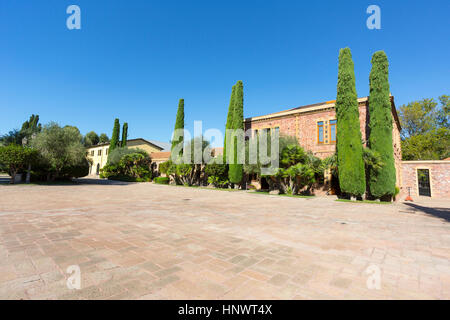 Historique Le domaine viticole Sella & Mosca construit en 1903 près de Alghero, Sassari, Sardaigne Italie Banque D'Images