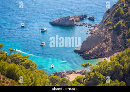 Portrait de yachts ancrés dans la baie, Andratx, Majorque, Espagne Banque D'Images