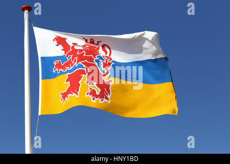 Drapeau de la province de Limbourg hollandais volant dans le vent Banque D'Images