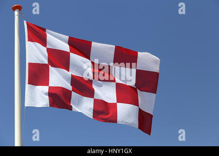 Drapeau de la province de Brabant du Nord au vent Banque D'Images