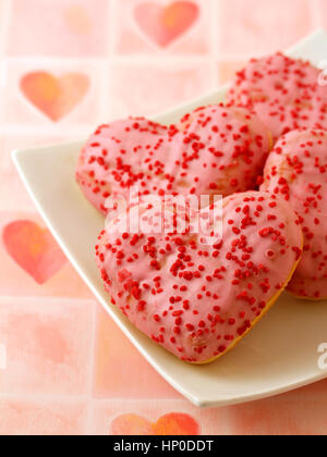 Beignets en forme de cœur. Valentine's day Banque D'Images