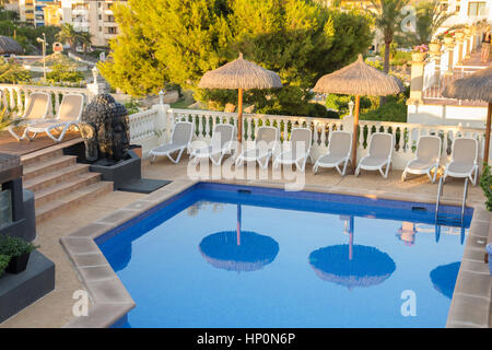 MALLORCA, ESPAGNE - 16 juillet : piscine d'eau de l'établissement boutique hotel Bon Repos in Santa Ponsa, Mallorca. 16 juillet 2016 Banque D'Images