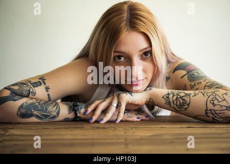 Tattooed Woman, portrait Banque D'Images