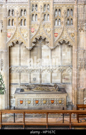 Tombe à la cathédrale de Canterbury, Angleterre, de William Warham, archevêque de Canterbury lorsque Henry VIII s'est fait chef de l'église de l'Angleterre. Banque D'Images